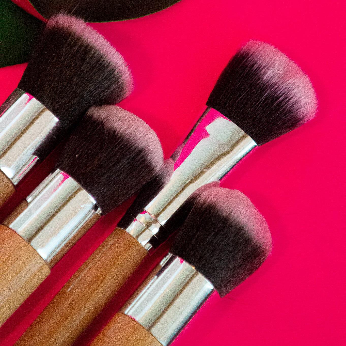 Bamboo Makeup Brushes - Image 5