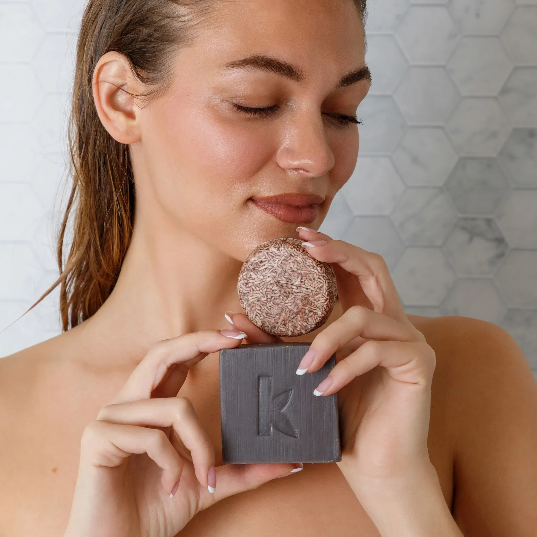 Shampoo and Soap - Image 17