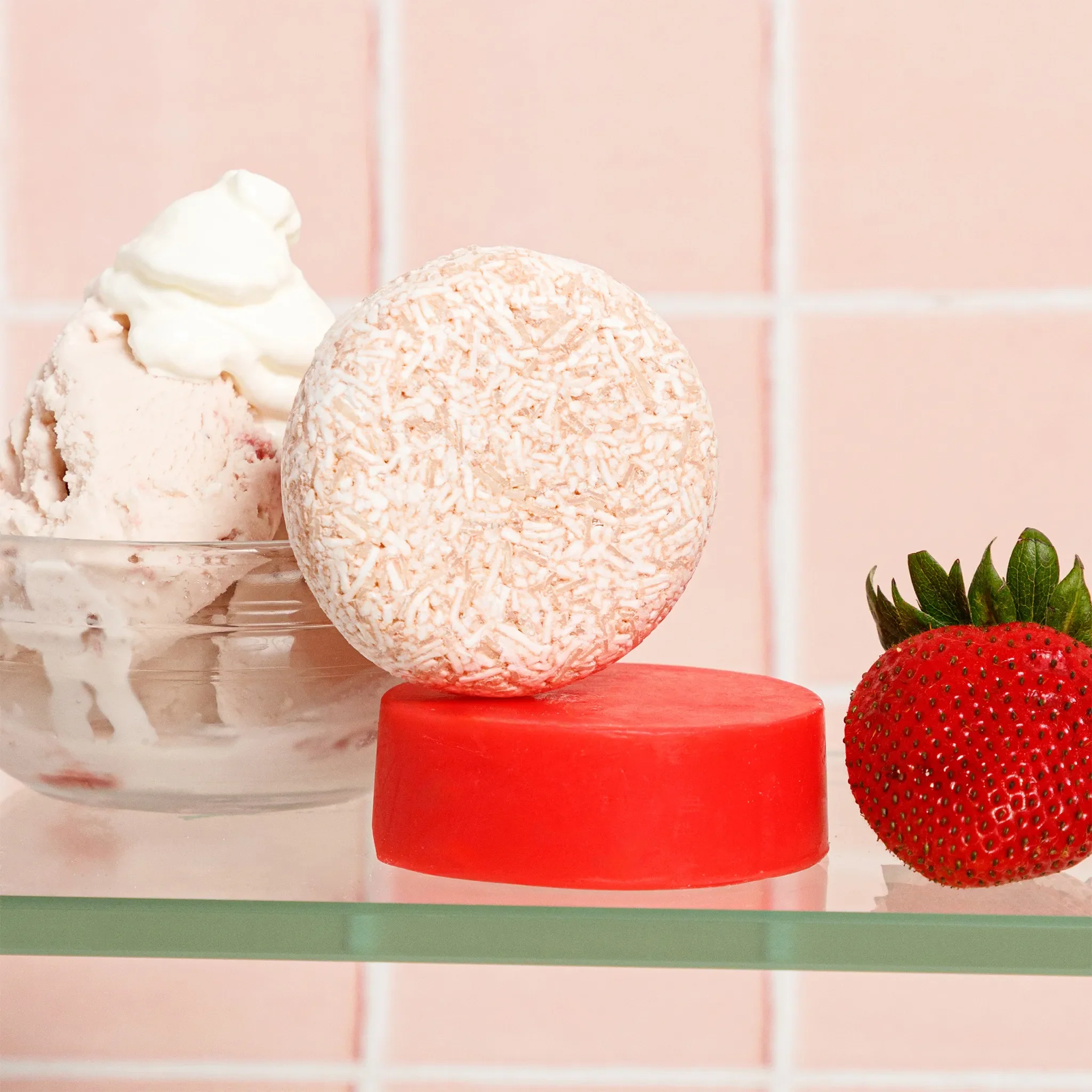 Strawberry Shampoo and Conditioner - Image 3